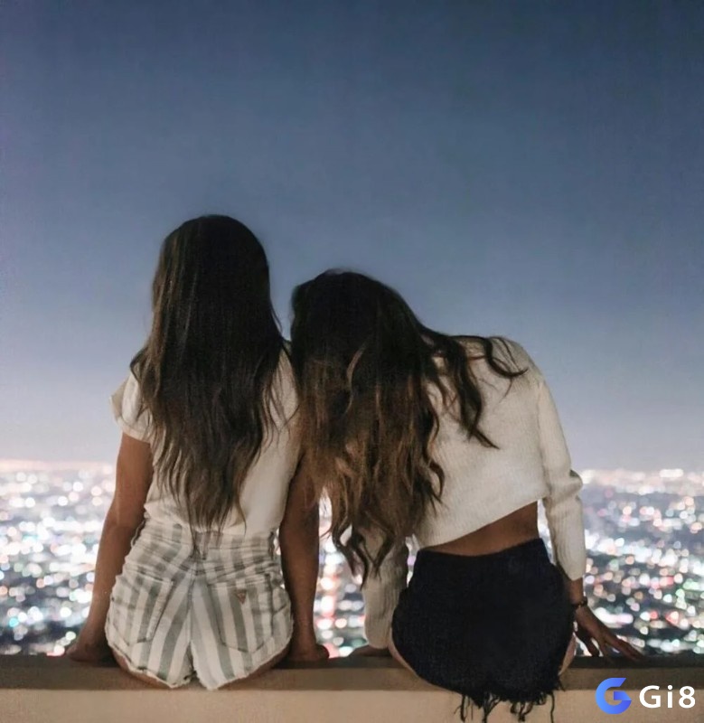 Giải mã giấc mơ gặp bạn cũ có cả dự báo lành và dữ