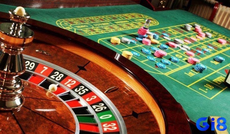 Bàn roulette cho phép người chơi đặt cược số đơn, đôi, hàng, góc hoặc sáu số với tỷ lệ trả thưởng khác nhau