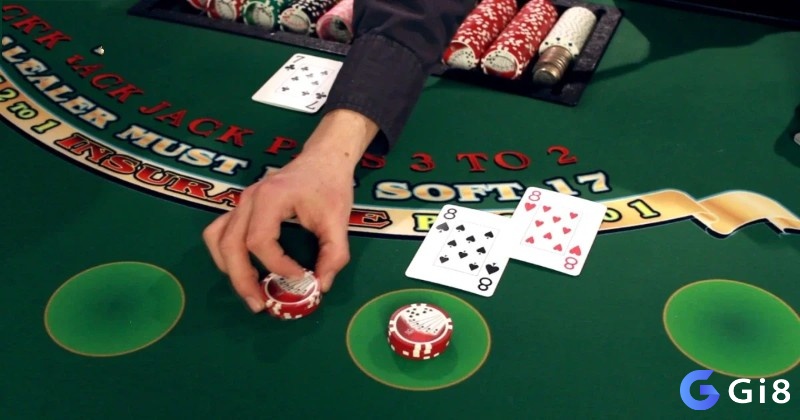Bảng chiến thuật bài cứng trong Blackjack là kim chỉ nam giúp bạn biết khi nào nên hit hay stand