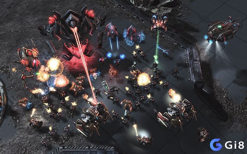 StarCraft II là RTS kinh điển, nổi bật với tốc độ cao và ba chủng tộc có lối chơi khác biệt